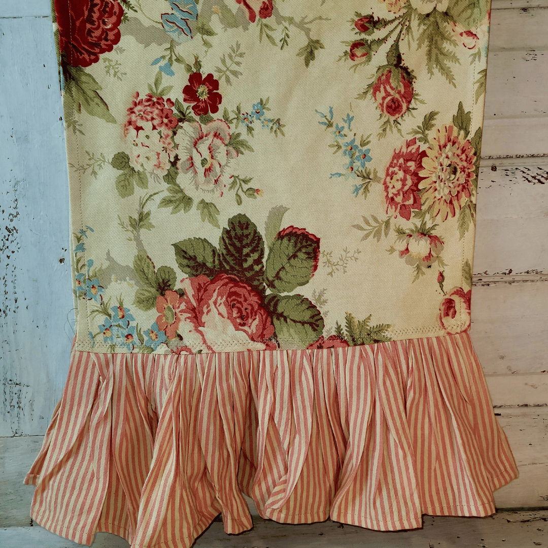 Ralph Lauren Floral Runner with Striped Ruffles